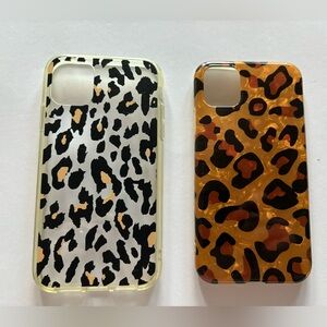 Set of 2 leopard iPhone 11 cases